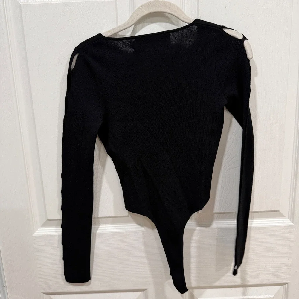 Aya Muse Black Ribbed Knit Long Sleeve Cutout Bodice V-Neck Bodysuit Small